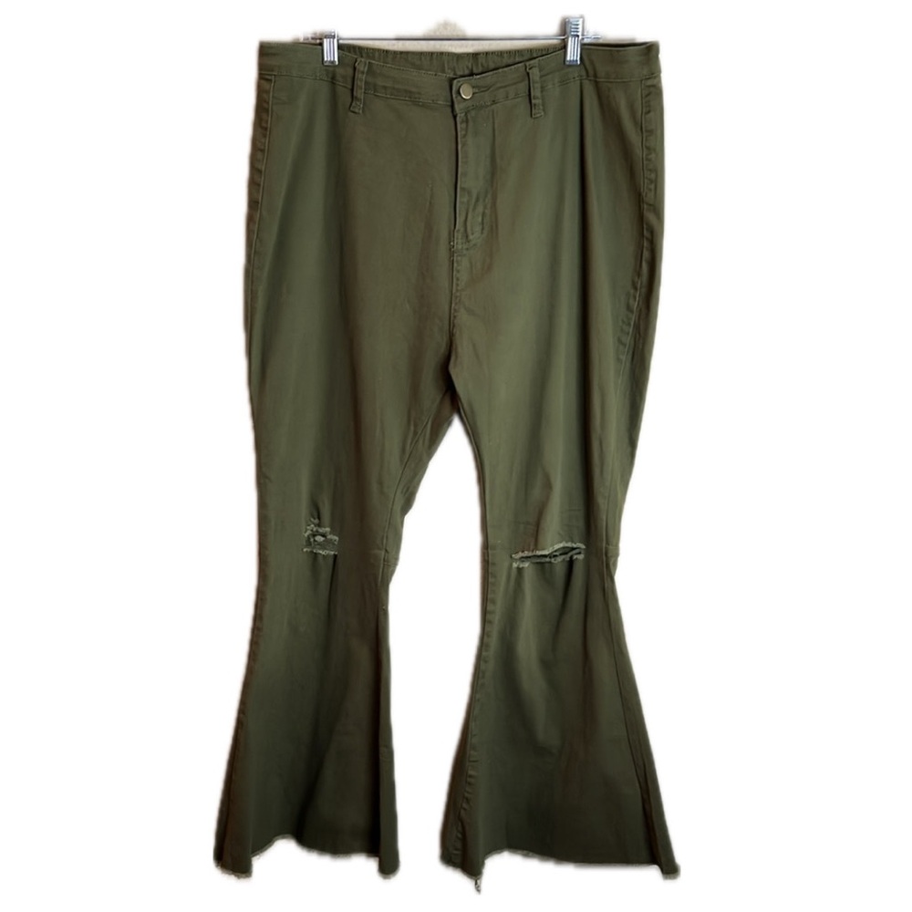 Army Green Flare Sz 3X Wide Leg Jeans with Distressed Knee Rips